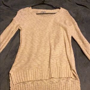 Light weight sweater